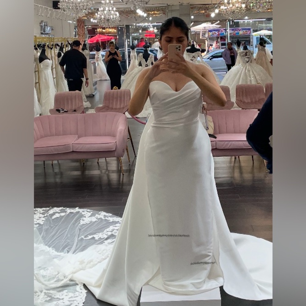 ELYSEE Vesper Wedding Dress, Size 12 - Picture 4 of 8